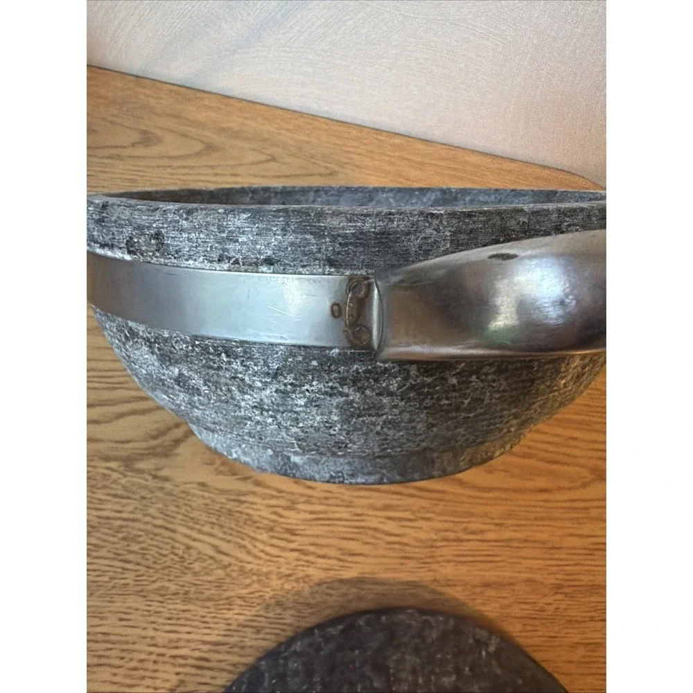 Korean Stone Gopdol Hot Pot Ttukbaegi w/ Lid Bibimbap With Handles